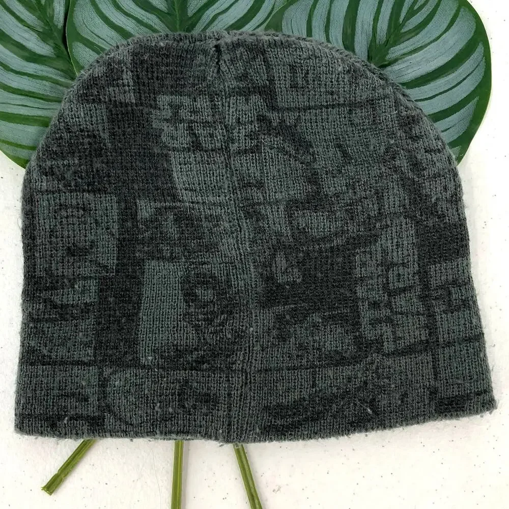 Star Wars Lucas Films Gray Red Black Embroidered Movie Knit Winter Beanie Hat